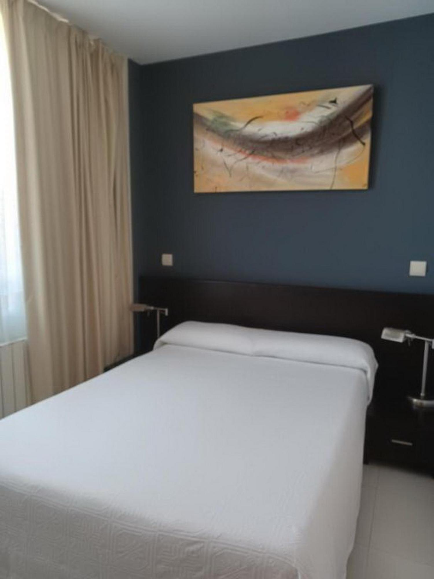 ליינקרס Apartamentos Playa De Portio מראה חיצוני תמונה